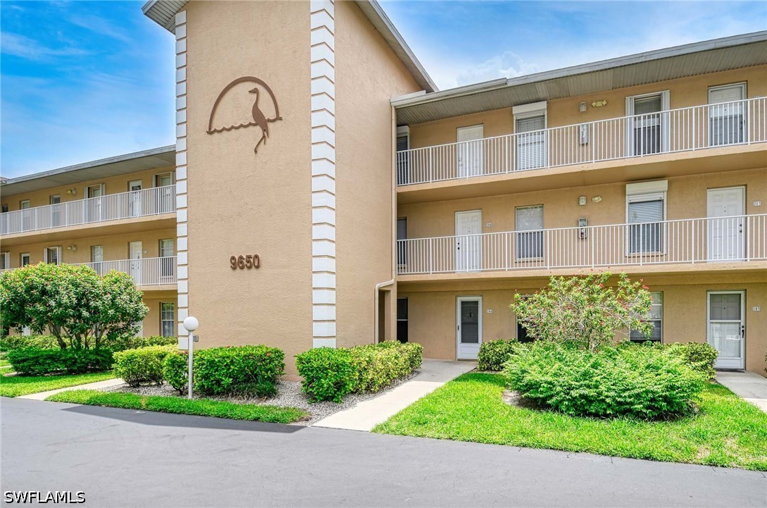 2 bed home in Naples