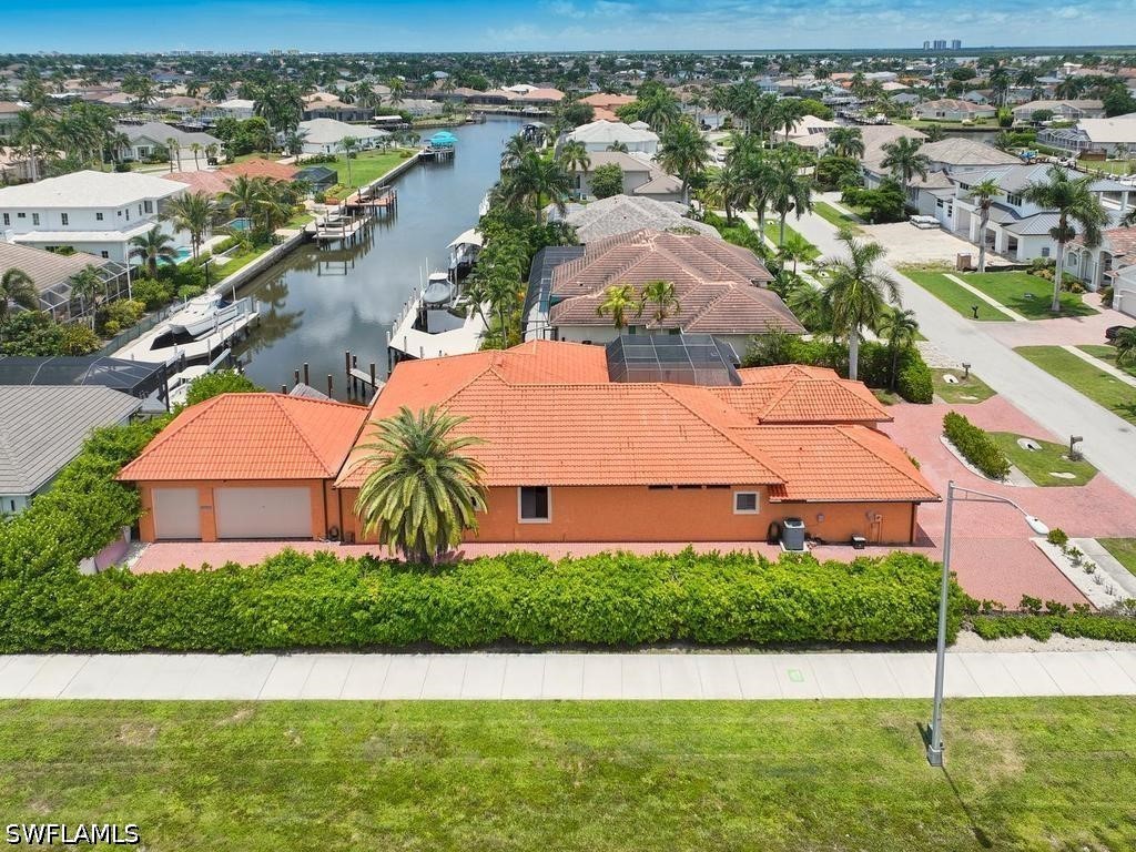 4 bed home in Marco Island