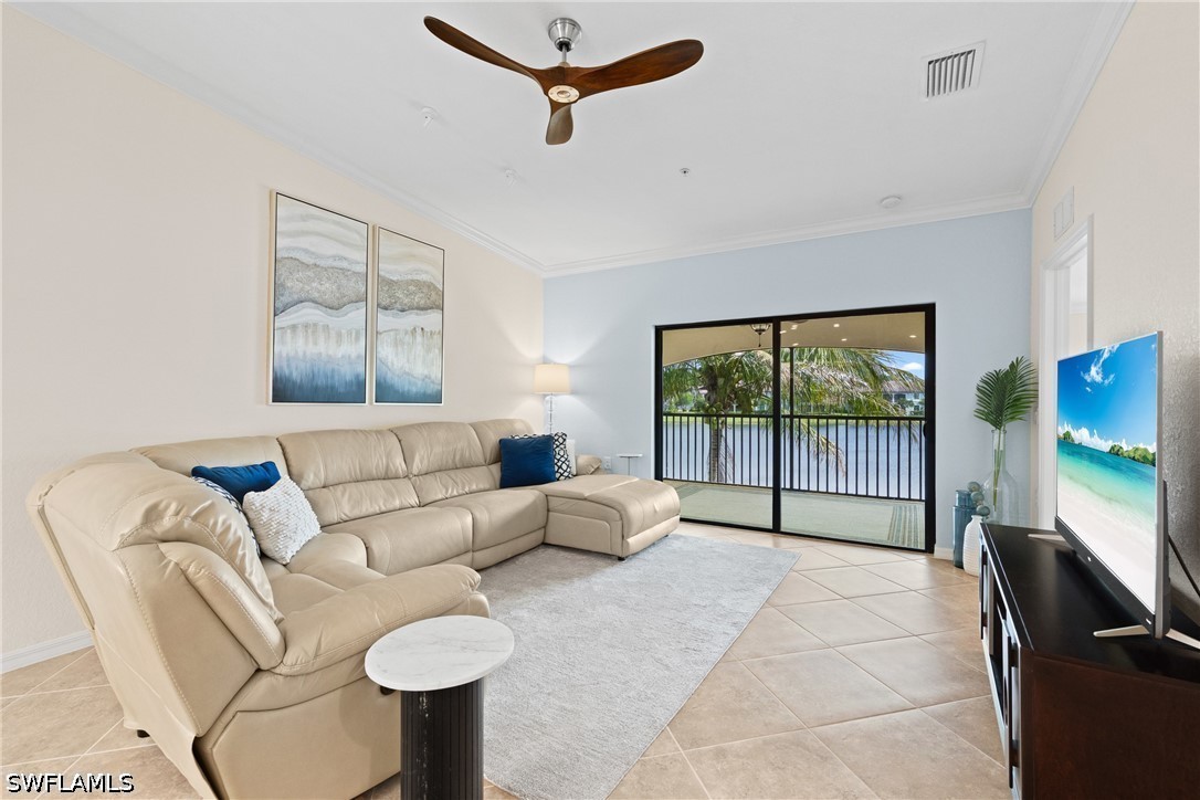 2 bed home in Naples