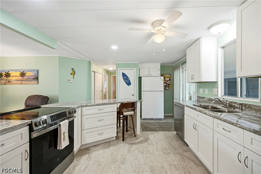2 bed home in Fort Myers