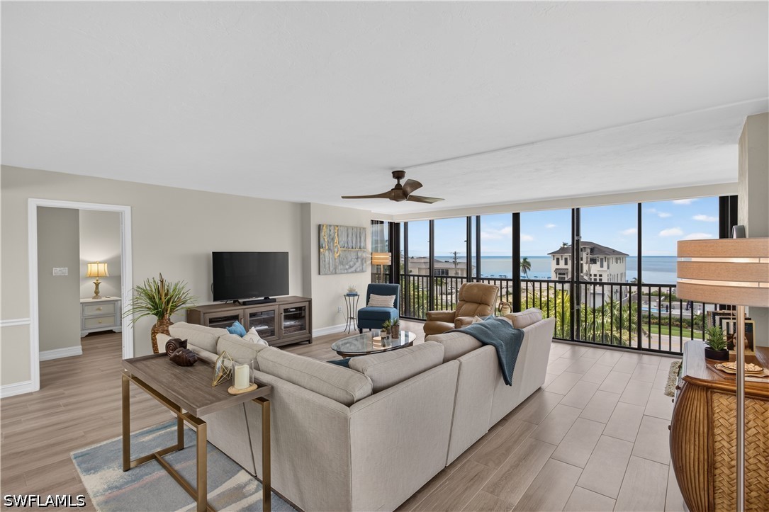 2 bed home in Bonita Springs