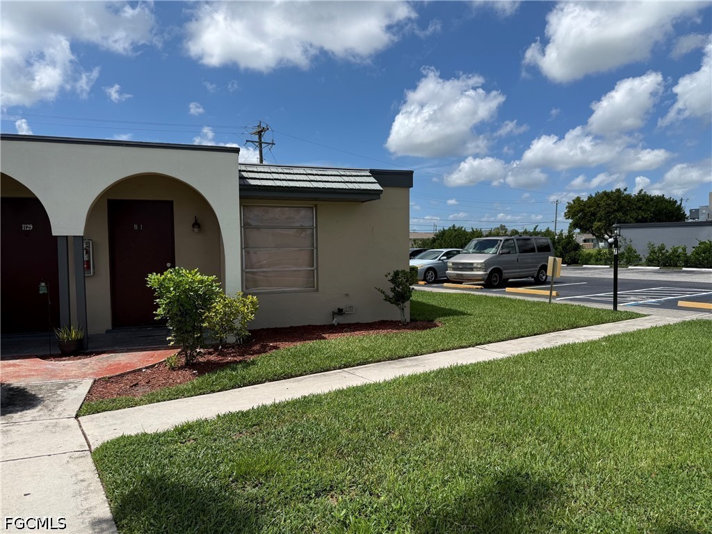 1 bed home in Lehigh Acres