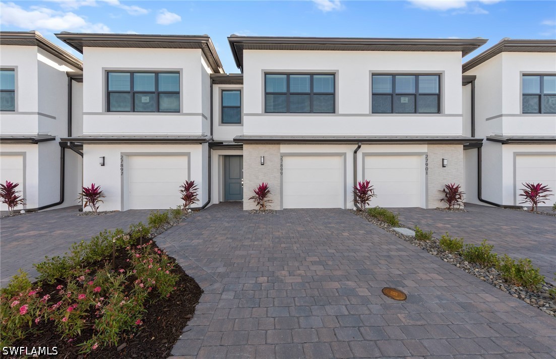 3 bed home in Bonita Springs