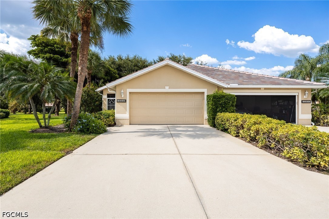 2 bed home in Fort Myers
