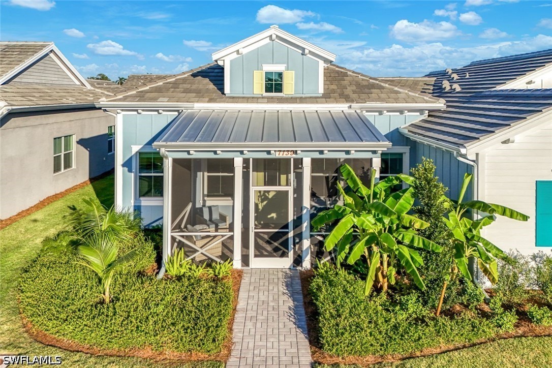2 bed home in Naples
