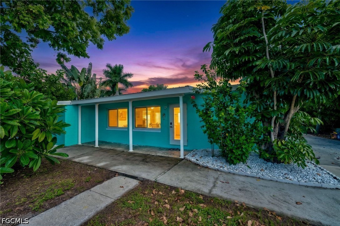 2 bed home in Port Charlotte