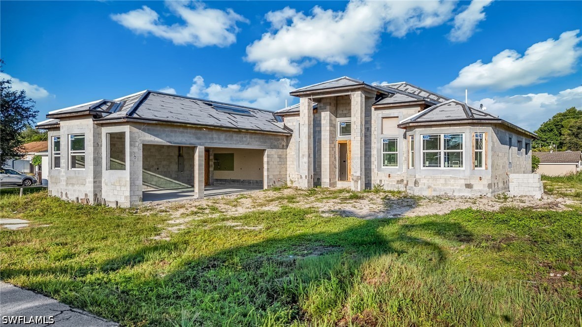 3 bed home in Bonita Springs