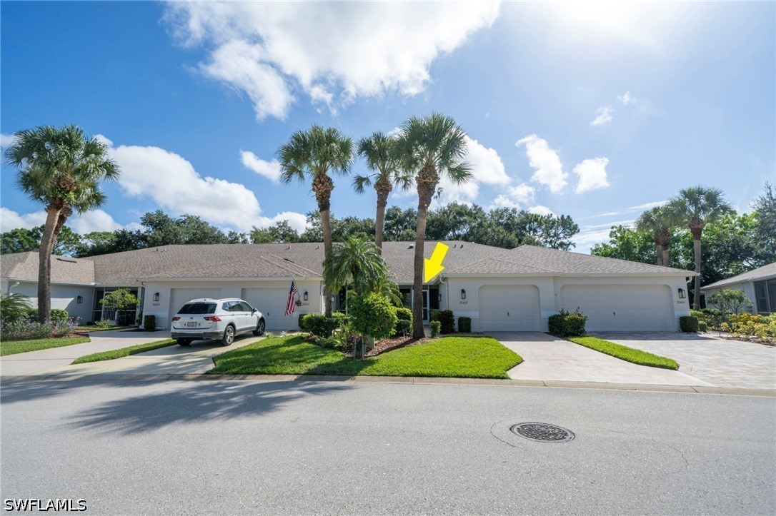 2 bed home in Estero