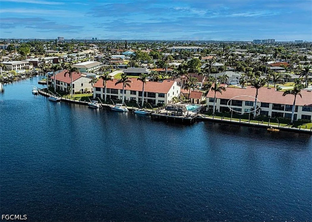2 bed home in Cape Coral
