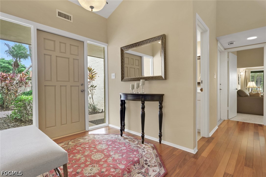 2 bed home in Fort Myers