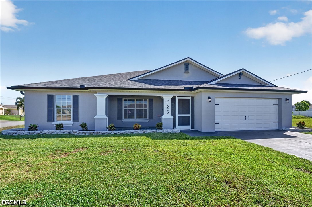 3 bed home in Cape Coral