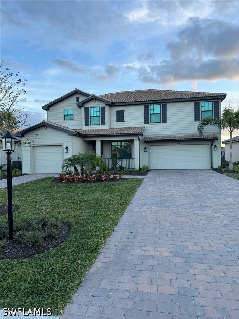 5 bed home in Estero