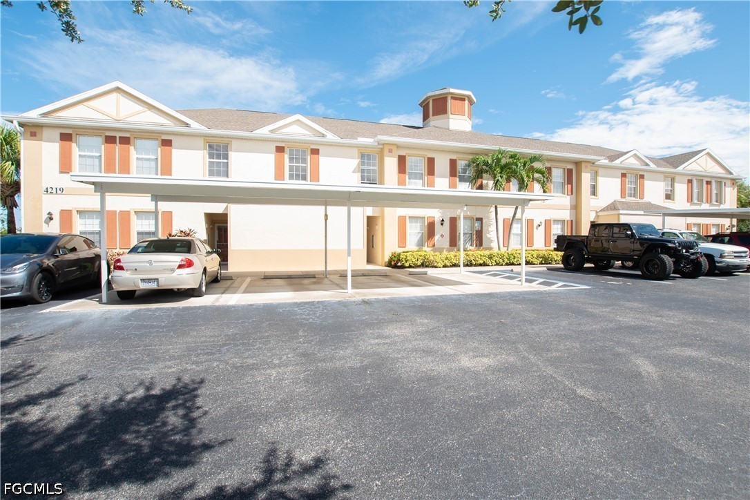 3 bed home in Fort Myers