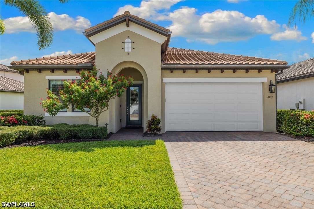 3 bed home in Naples