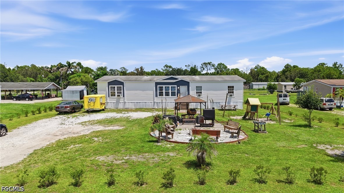 4 bed home in Labelle