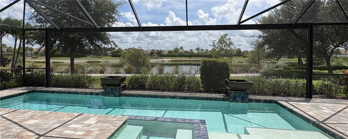 4 bed home in Naples