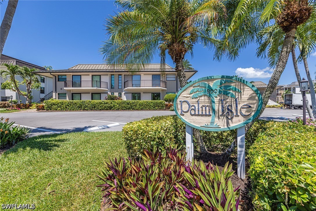2 bed home in Marco Island