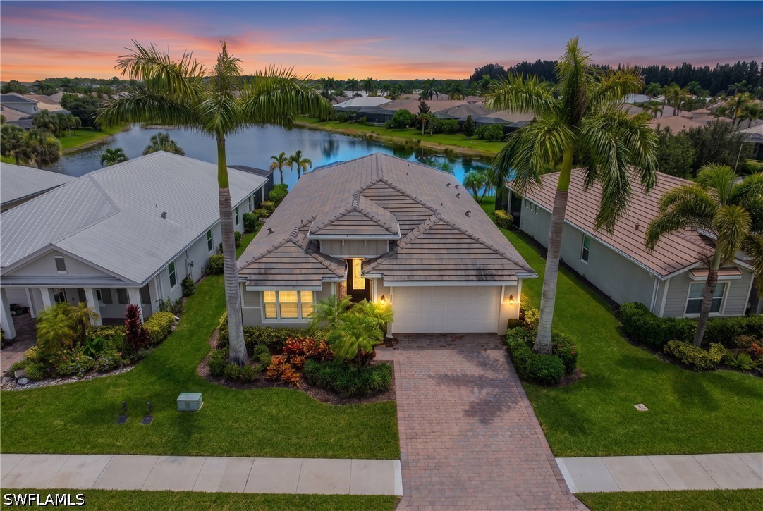4 bed home in Naples