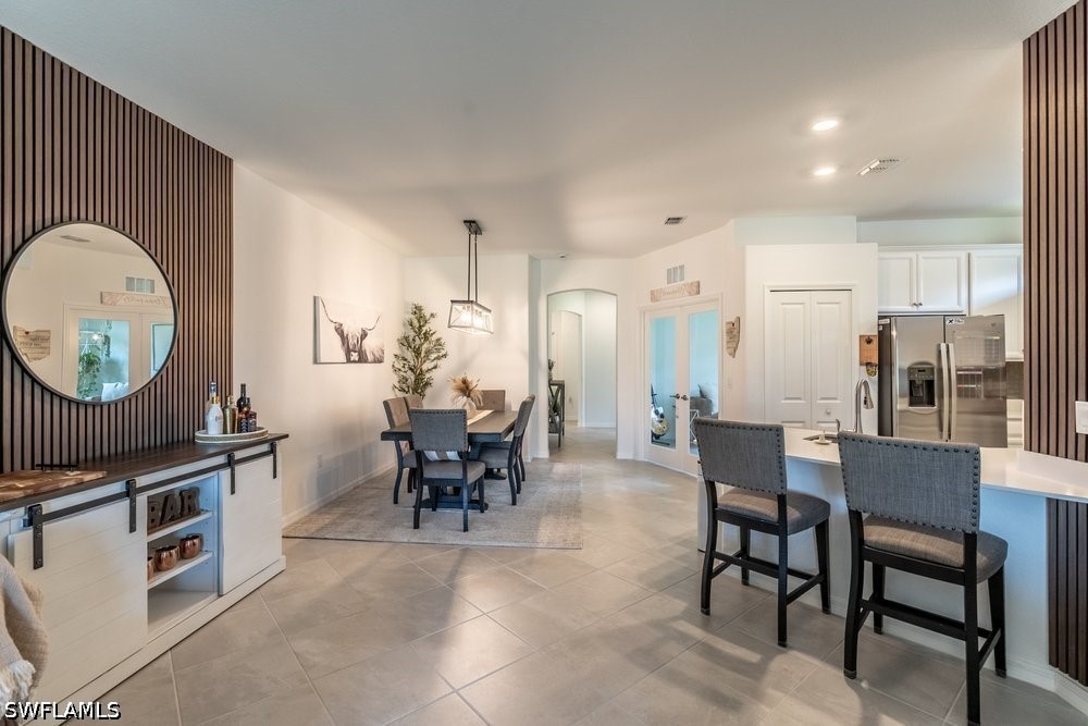 2 bed home in Naples