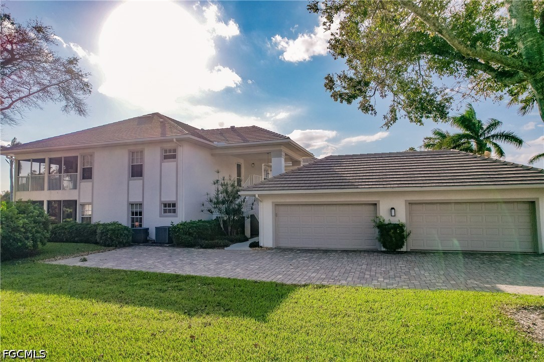 2 bed home in Estero