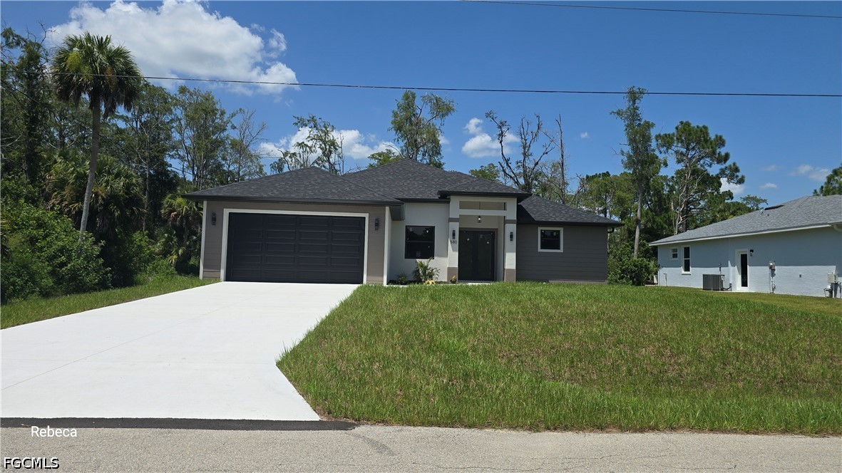 4 bed home in Lehigh Acres