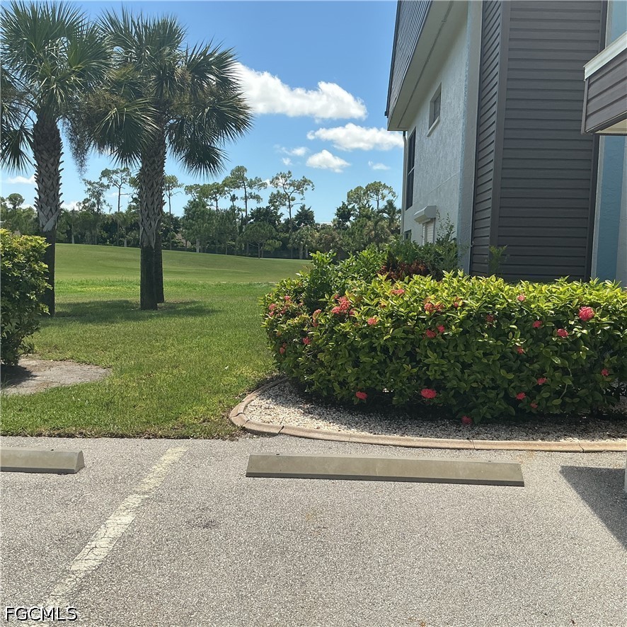 2 bed home in Fort Myers