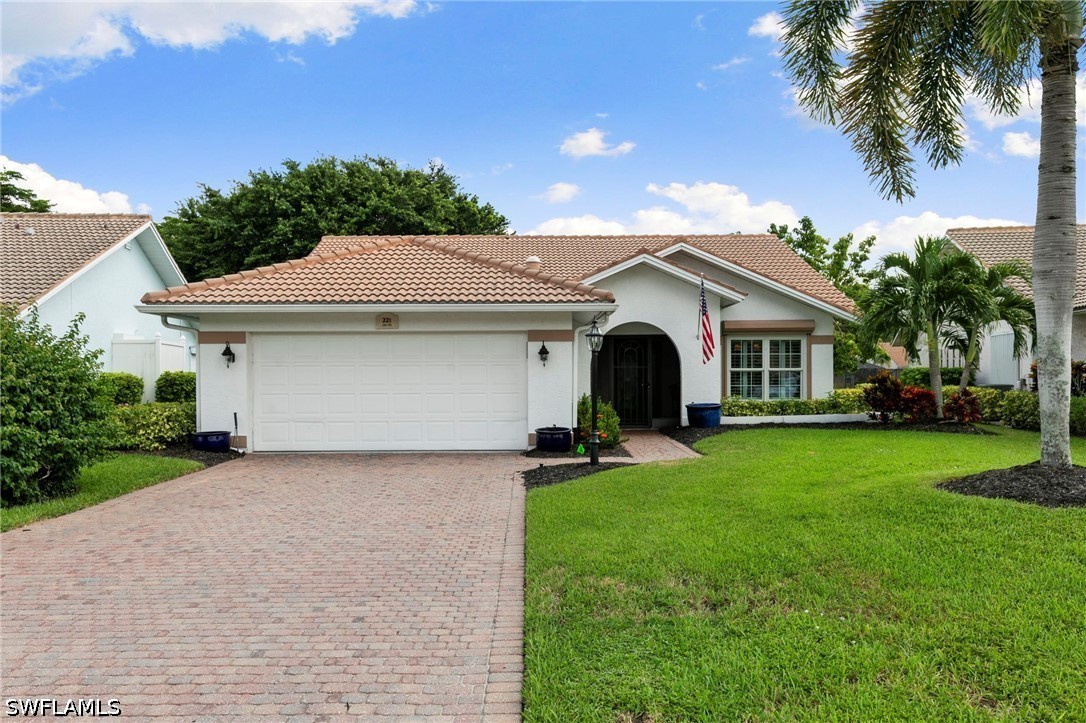 3 bed home in Naples