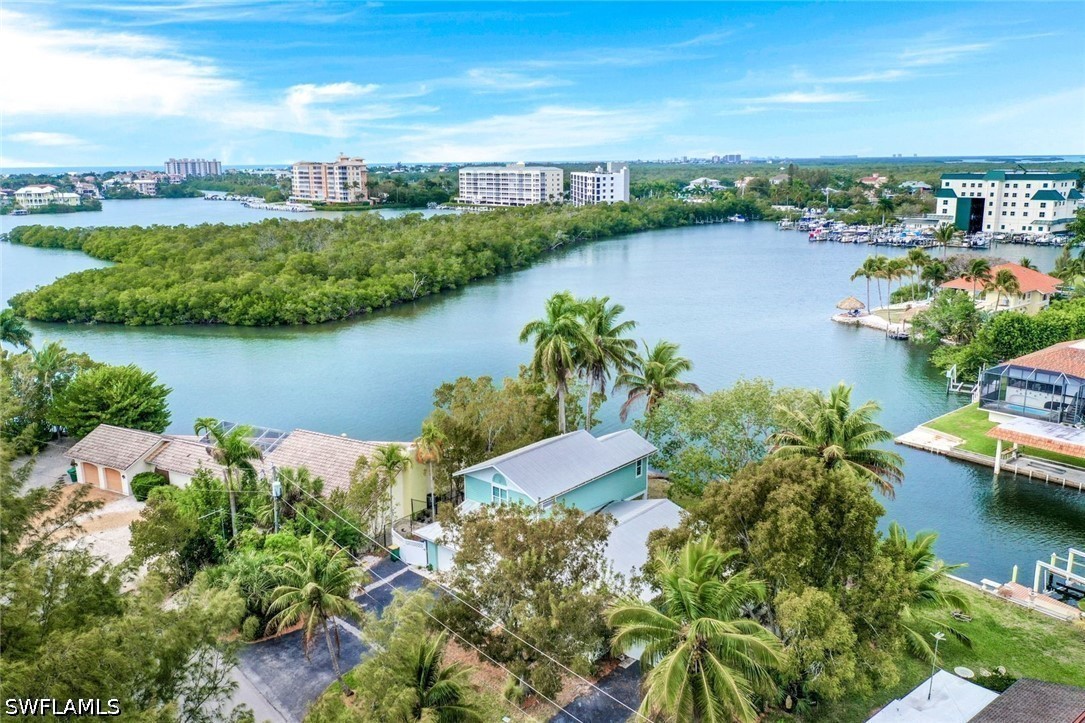4 bed home in Bonita Springs