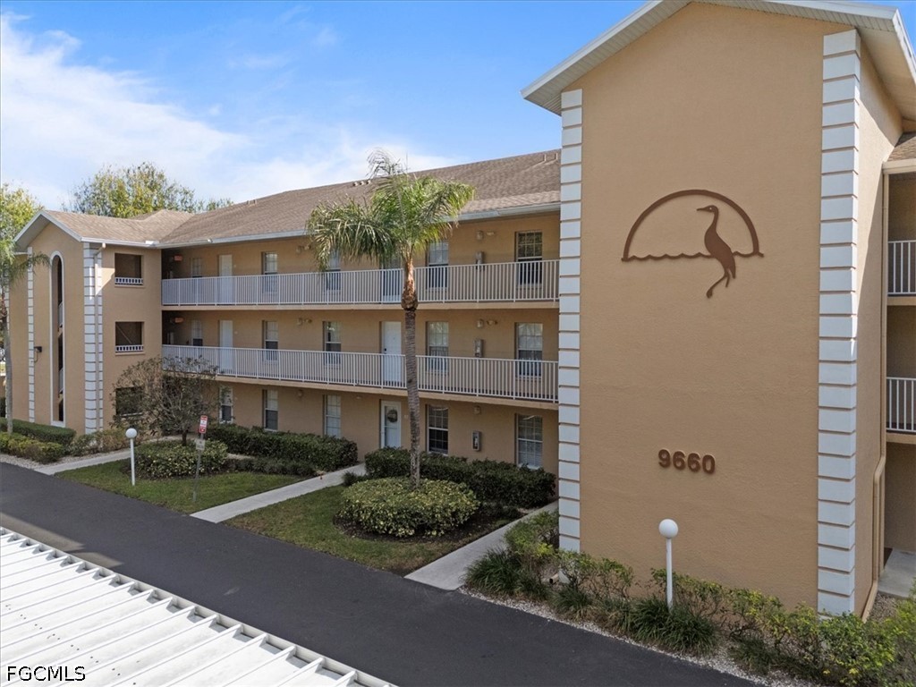 2 bed home in Naples