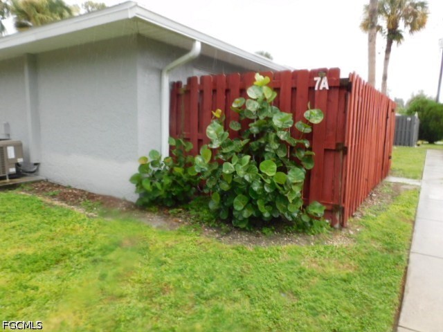 2 bed home in North Fort Myers