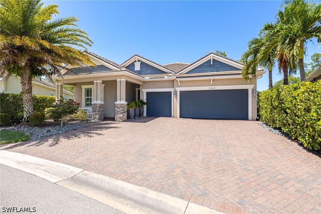 4 bed home in Naples