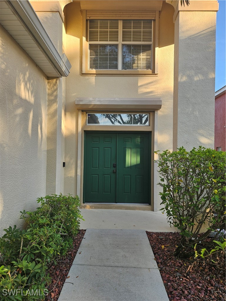 4 Bed Waterfront Home for Sale in Fort Myers, photo 2