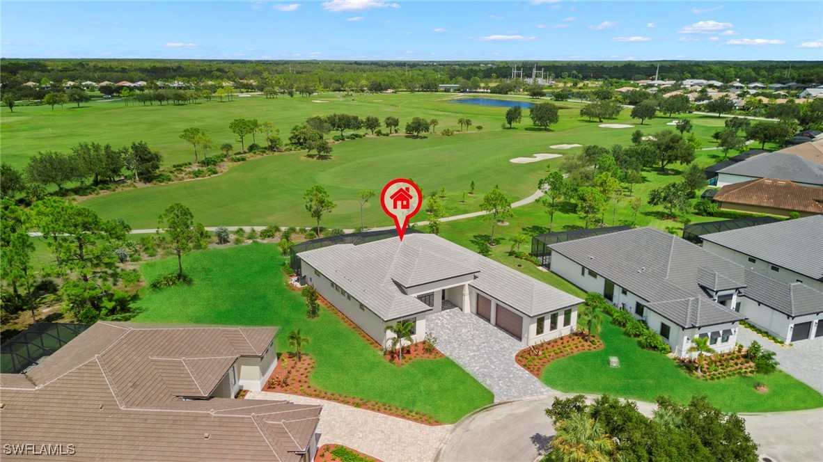 4 Bed Pool Home for Sale in Country Club, photo 2