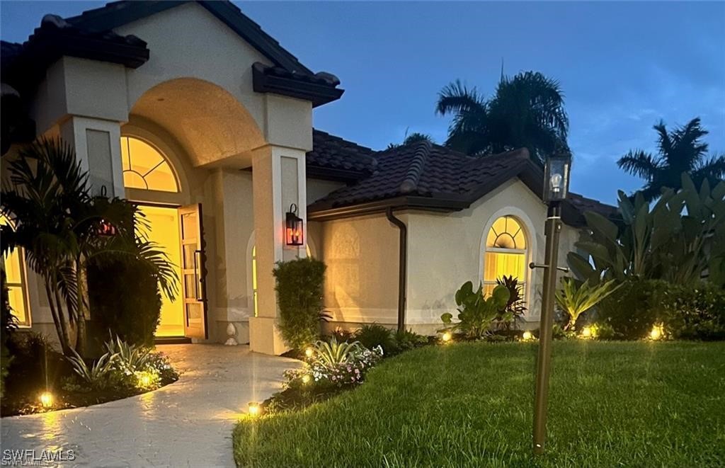 3 Bed Pool Home for Sale in Cape Coral, photo 2