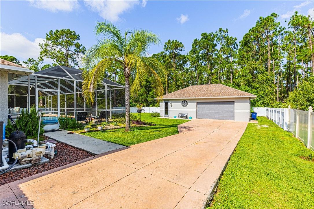 4 Bed Pool Home for Sale in Lehigh Acres, photo 2