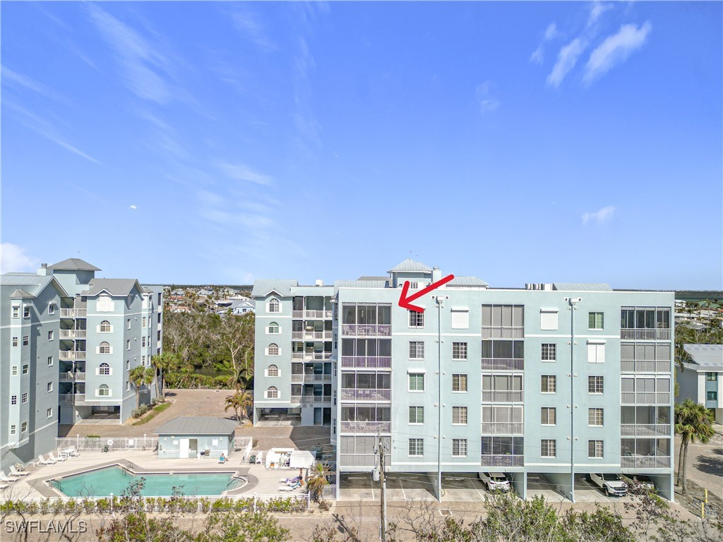2 Bed Condominium for Sale in Fort Myers Beach, photo 2
