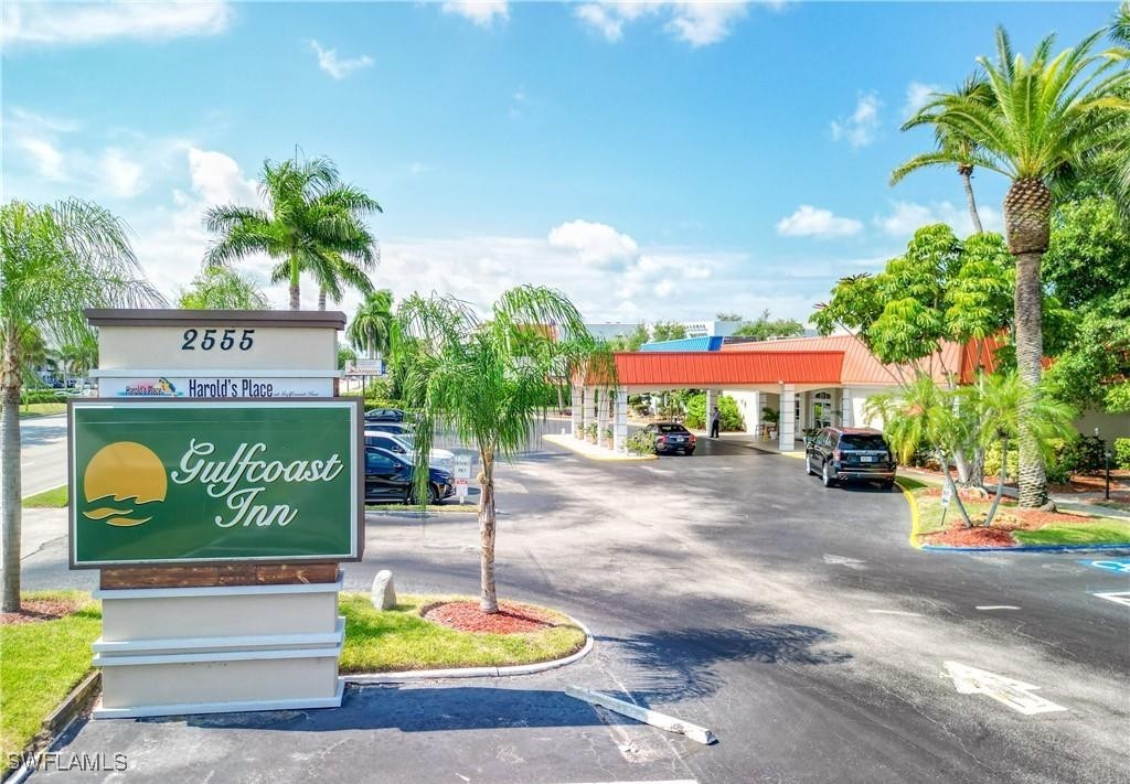 1 Bed Condominium for Sale in Naples, photo 2