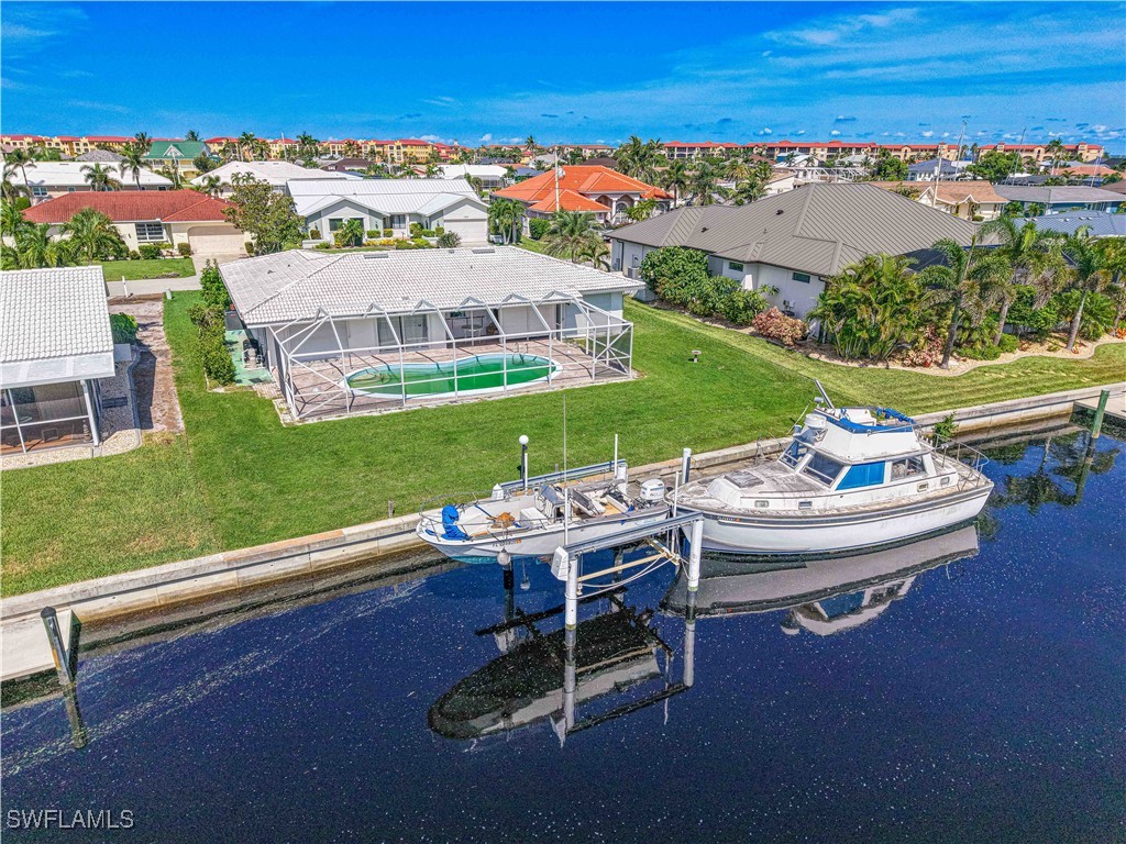 2 Bed Pool Home for Sale in Punta Gorda Isles, photo 2