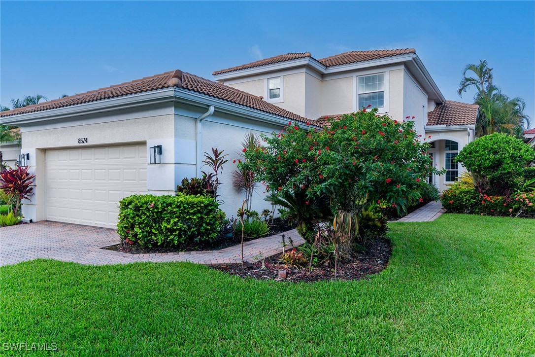 4 Bed Pool Home for Sale in Pepper Tree, photo 2