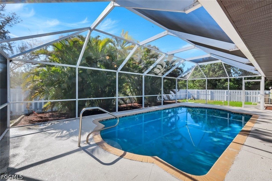4 Bed Pool Home for Sale in Cape Coral, photo 2