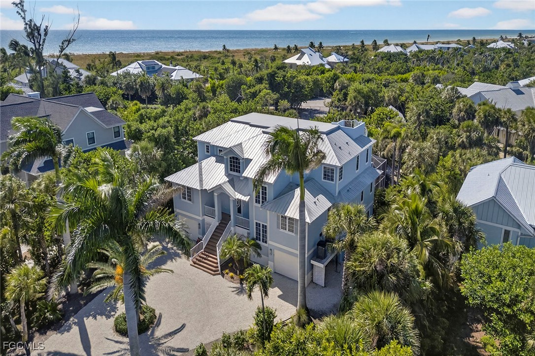 4 Bed Pool Home for Sale in Sanibel, photo 2
