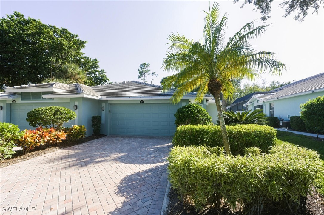 3 Bed Attached for Sale in Tarpon Cove, photo 2