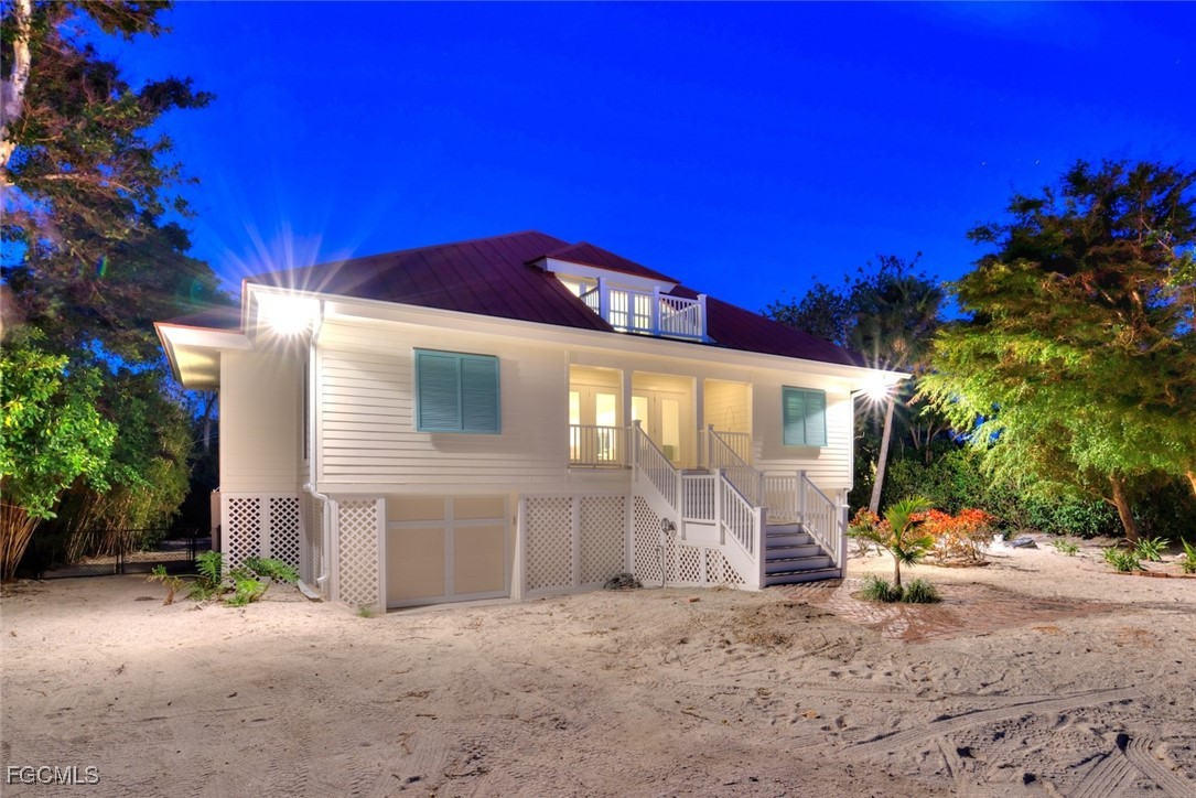3 Bed Pool Home for Sale in Metes And Bounds, photo 2