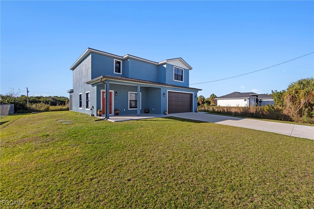 3 Bed SingleFamilyResidence for Sale in Lehigh Acres, photo 2