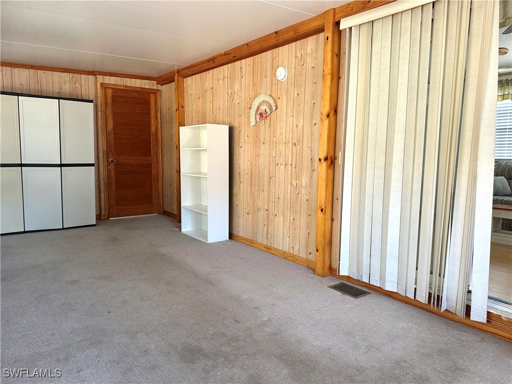 1 Bed ManufacturedHome for Sale in Estero, photo 2