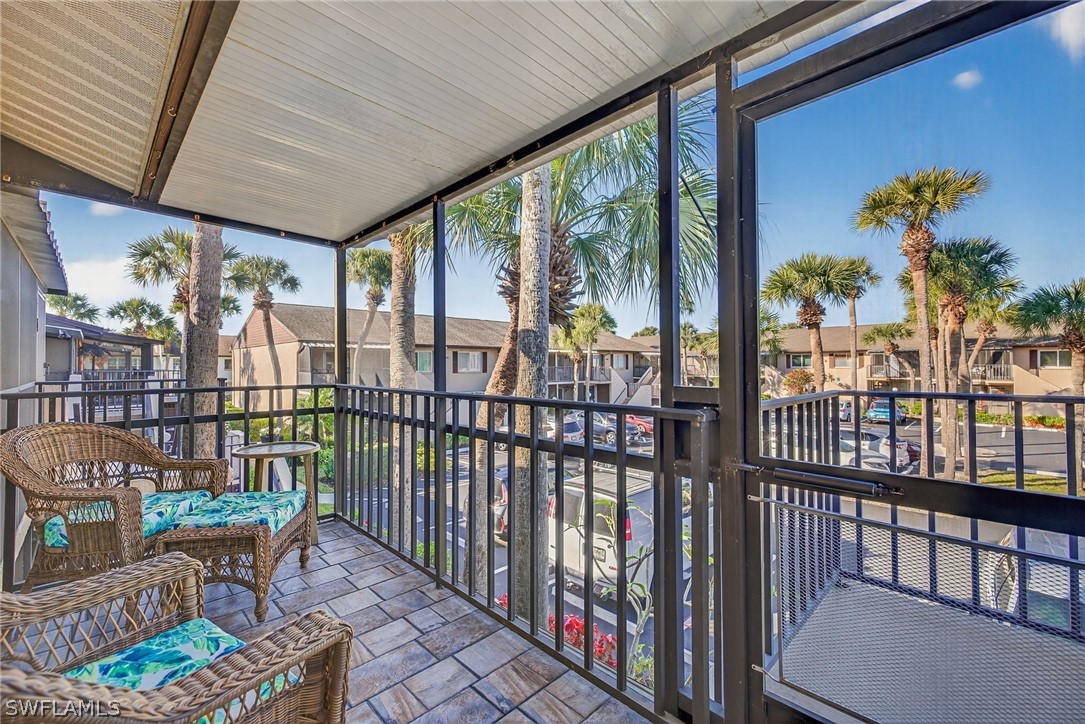 2 Bed Condominium for Sale in Winterpark, photo 2