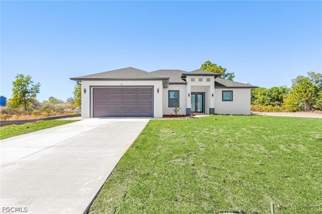 3 Bed SingleFamilyResidence for Sale in Lehigh Acres, photo 2