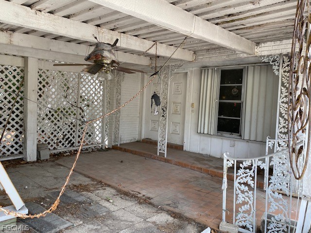 3 Bed Pool Home for Sale in Yacht Club, photo 2