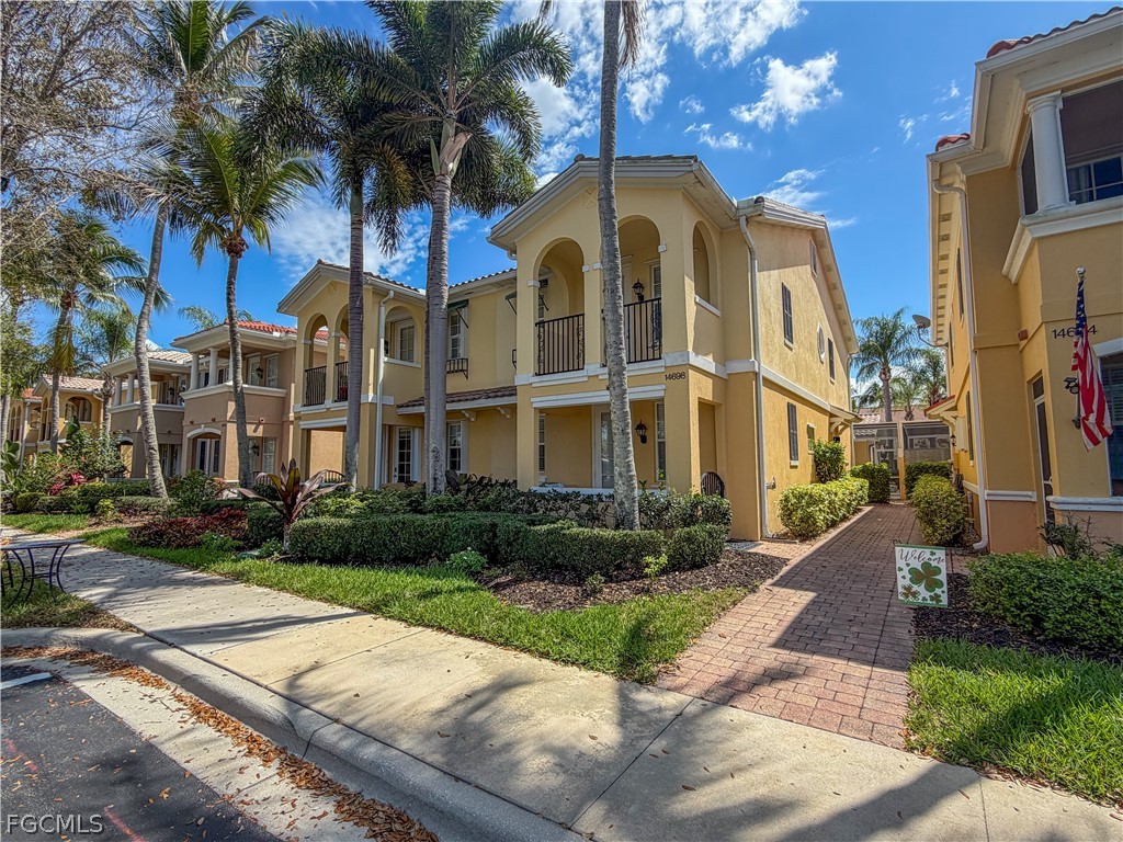 3 Bed Waterfront Home for Sale in San Remo, photo 2