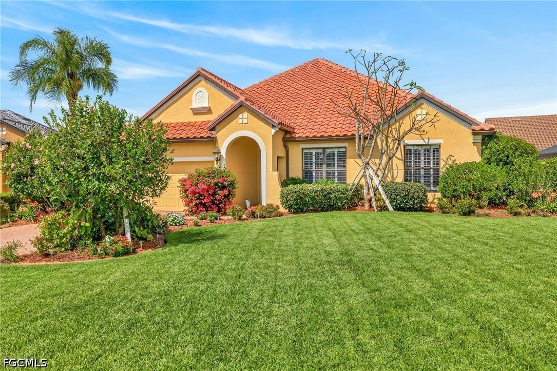 5 Bed Pool Home for Sale in Daniels Preserve, photo 2